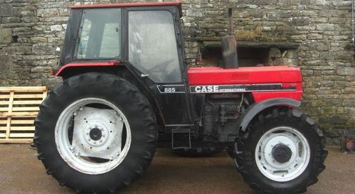 Case-IH 885 Tractor Service Manual